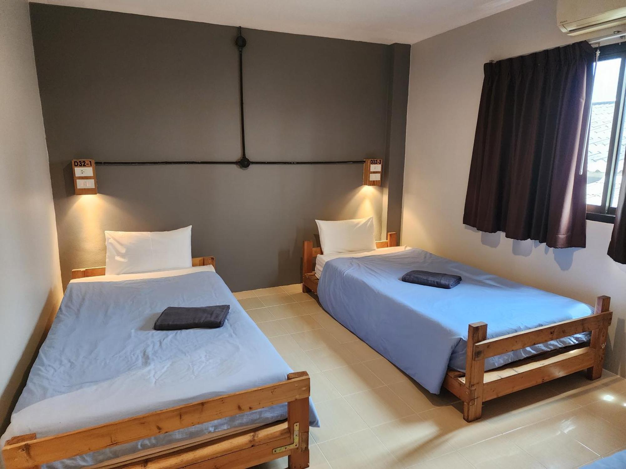Albergue Dfeel House Patong Habitación foto